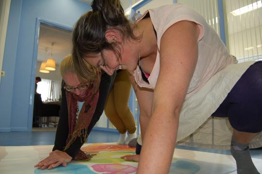 'Dit is een hele fijne training waarbij je veel ideeën krijgt on natuur, wetenschap en techniek binnen je school op te zetten. Wij hebben er veel aan!' Mirella Nieuwenhuizen, De Wegwijzer Opperdoes.